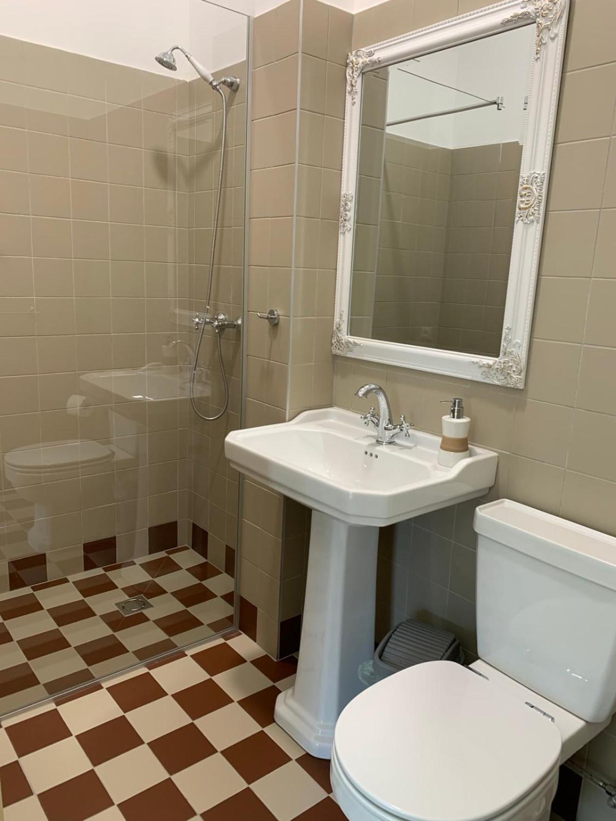 Kaunas Embassy Apartments Ngoại thất bức ảnh